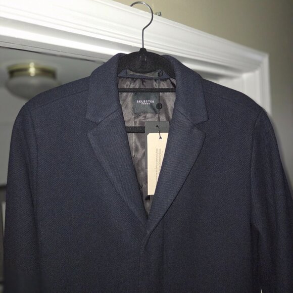 Beautiful Wool Coat Dark Sapphire Color (Navy) - European Medium - Picture 2 of 16